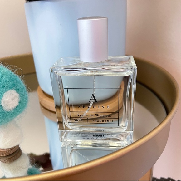 MARGOT ELENA perfume - Picture 2 of 6